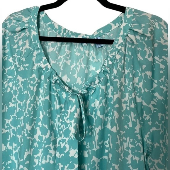 New Plus Size IZOD Short‎ Sleeve Peasant Style Top Size 2X - Picture 3 of 7